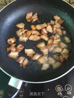Make Pumpkin fried meat step 0