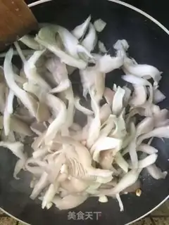 Make Pumpkin fried meat step 2