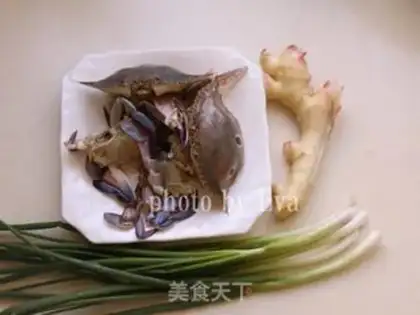 Make Ginger onions and crabs step 0