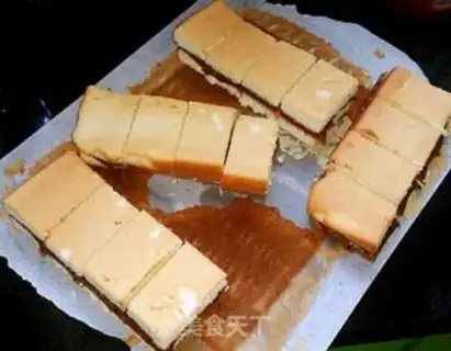Make A sandwich with marmalade step 6