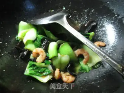 Make Black-middled shrimp and green vegetables step 8