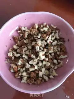 Make walnut oxin step 1