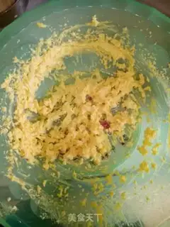 Make Coconut diamonds step 1