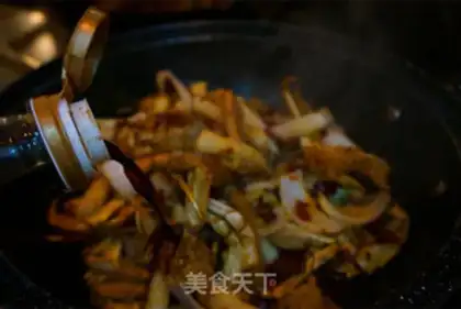 Make Spicy crab fried pastries -- another year of crabs step 19