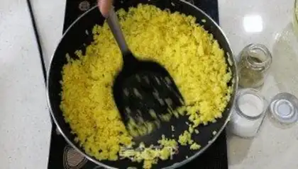 Make Gold fried rice step 3