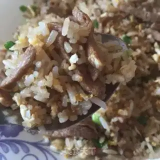 Make Beefball egg fried rice step 6