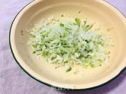 Make Quick radish omelet step 0