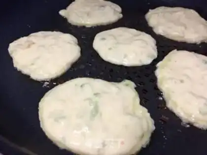 Make Quick radish omelet step 2