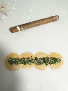 Make Yellow rose steam step 7