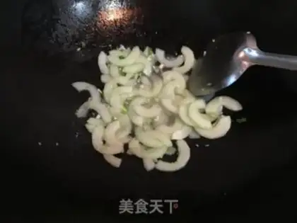 Make cucumber shrimp step 4