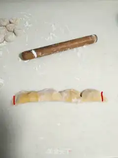 Make Yellow rose steam step 8
