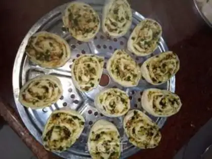 Make Chouzhou peanut roll step 4
