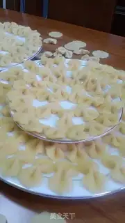 Make Butterfly noodles step 7