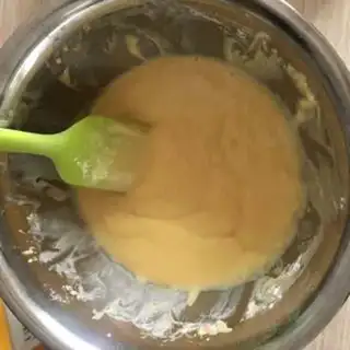 Make Eight-inch cheesecake step 4