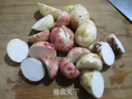 Make The meatballs are cooking potatoes step 1