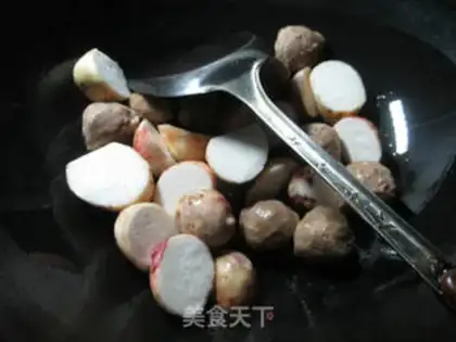 Make The meatballs are cooking potatoes step 2