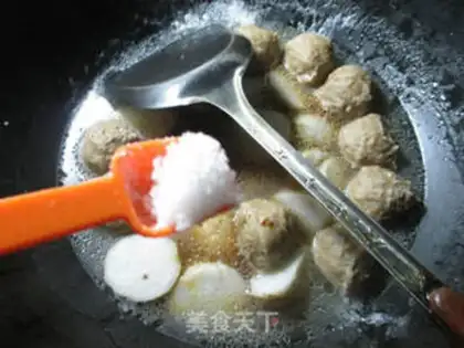 Make The meatballs are cooking potatoes step 5