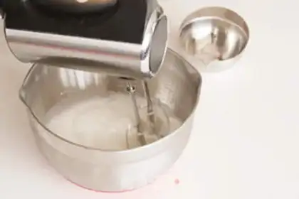 Make Chi Fung Cake step 2