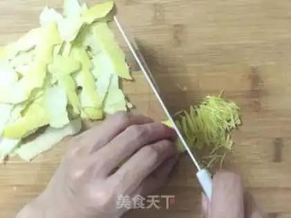 Make A grapefruit tea step 2