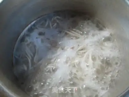 Make Potato chop soup noodles step 5