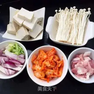 Make Pickle tofu pot step 0