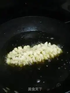 Make Pineapple fish step 0