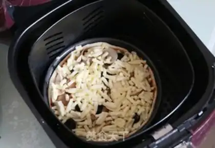 Make Black tuna olive pizza step 12