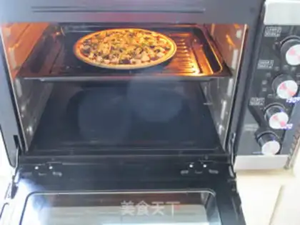 Make Crab larvae pizza step 10