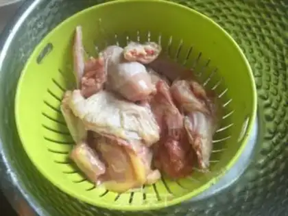 Make Cinnamon chestnut chicken step 0