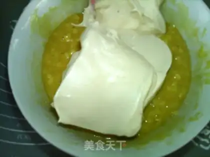 Make Low-carat cinnamon yogurt cake step 11