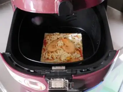 Make Simple little pizza step 5