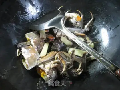 Make Crabs in salsa sauce step 3