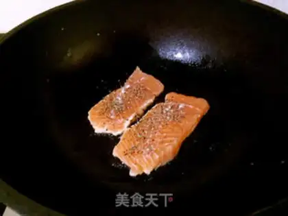 Make A salmon sandwich step 1