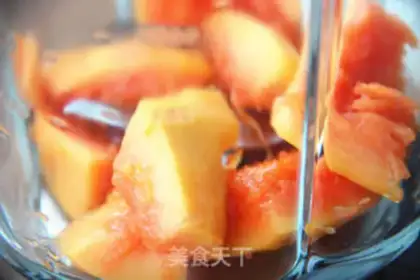Make A papaya shake step 2
