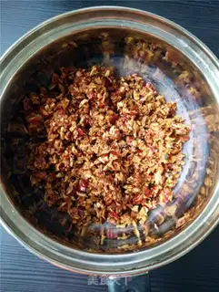 Make Low fat red date pie step 2
