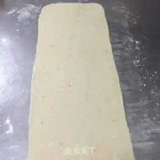 Make Hand grab cake step 3