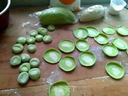 Make Scrambled eggs, pickles step 2