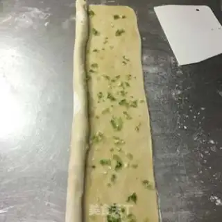 Make Hand grab cake step 5