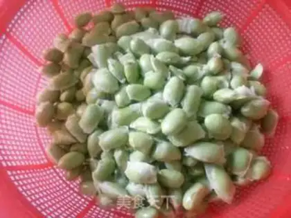 Make Pickles, fried beans step 1