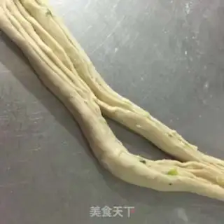 Make Hand grab cake step 9