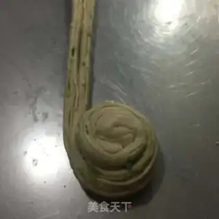 Make Hand grab cake step 10
