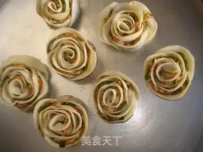Make Rose pot sticker step 9
