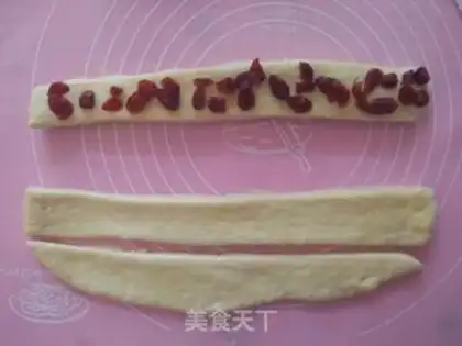 Make The cranberry gravy tore bread step 9
