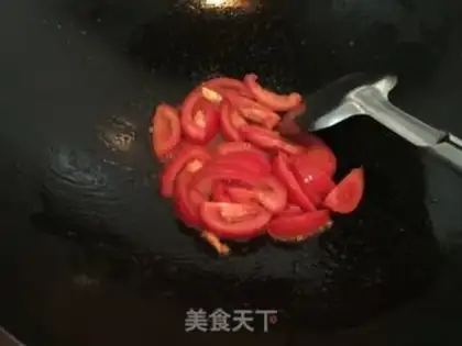 Make Tomato goldfish step 4