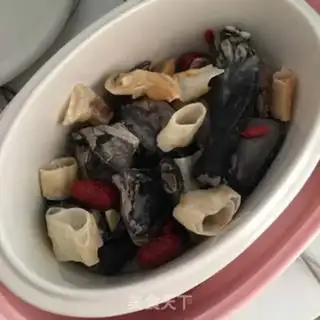 Make Fish and red date chicken step 0