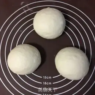 Make Clean and white toast step 1