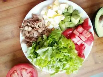 Make Lazy salad step 0