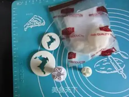 Make White Christmas step 10