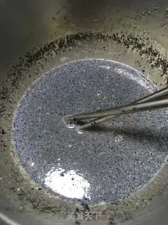 Make Milk and sesame cream step 1