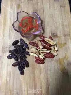 Make Milk and sesame cream step 4